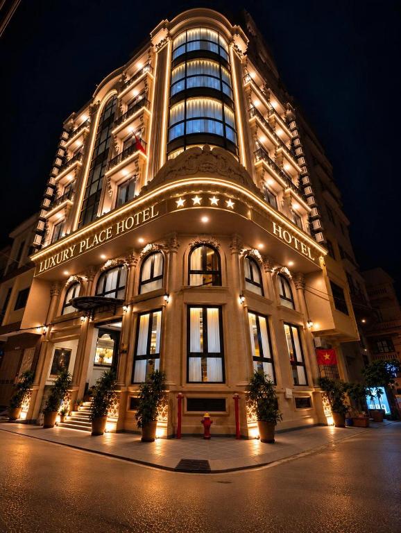 Luxury Place Hotel – Hanoi